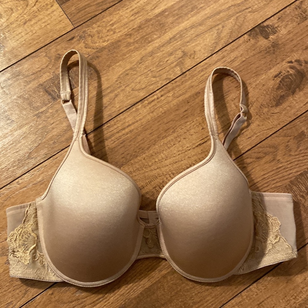 Wacoal Tan Bra 38B